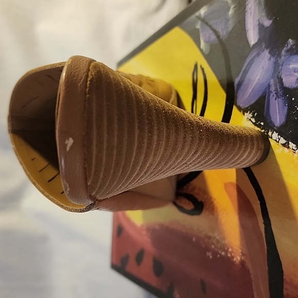 Report Signature Braden Beige Mules - Picture 12 of 16